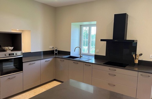 La Porcherie House | Stay in a prestigious residence