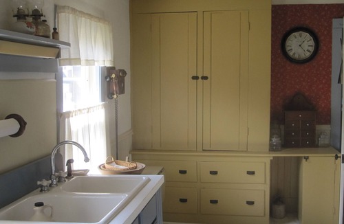 Jamestown Other | Stay in an authentic 1823 post-and-beam framed Federal style rural farmhouse.