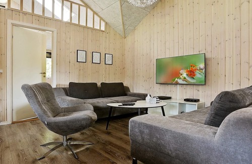 Frederiksvaerk House | Stay in Cozy Villa with Pool