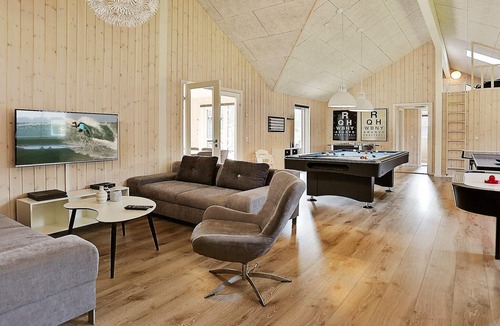 Frederiksvaerk House | Stay in Cozy Villa with Pool