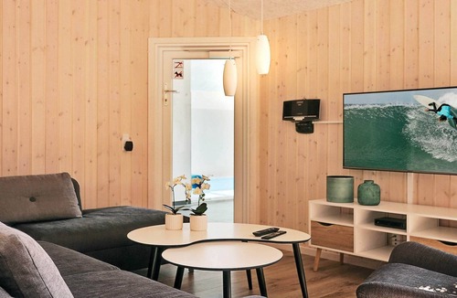 Frederiksvaerk House | Stay in Cozy Villa with Pool