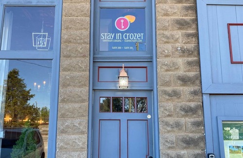 Batesville Apartment | Stay in Crozet Mountain Suite in Downtown Crozet
