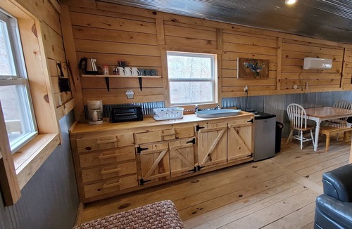 Hartshorn Cabin | Stay in Current River Cabin