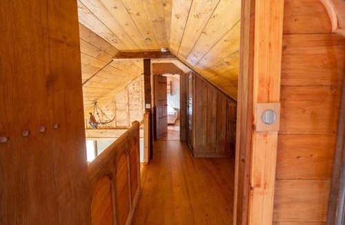 Saint-Martin-des-Entrees House | Stay in a Damigny Manor in Normandy