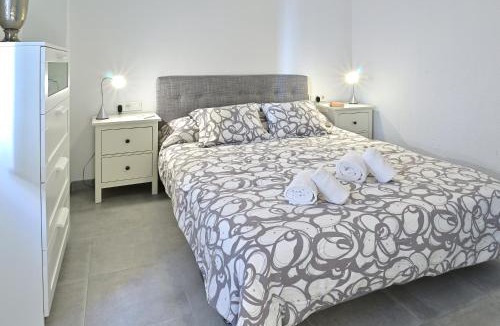 Ensanche Diputacion Apartment | Stay In Incity