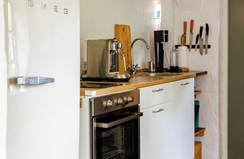 Grasten House | Stay in Shoemaker's cabin with lake view