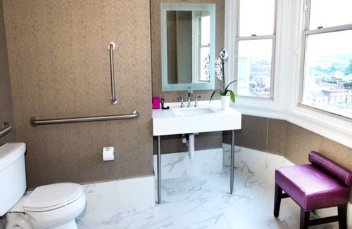Kalorama Heights Hotel | Stay in Spacious, Timeless Room w/Unique Charm Near DC Landmarks