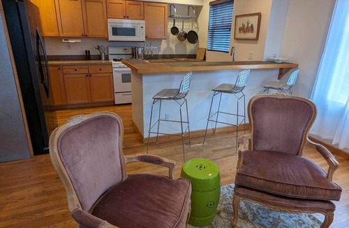 Squire Park House | Stay in style - Central district