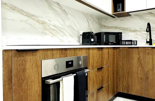 Jumeirah Beach Residence Villa | Stay in style Cozy atmosphere and city views at JLT