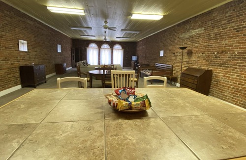 Brenham Apartment | Stay in the Heart of Washington County between Austin & Houston