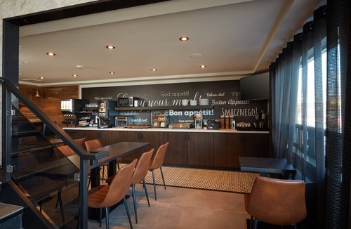 Alderwood Hotel | Stay Inn
