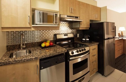 Etobicoke Hotel | Stay Inn Express Toronto
