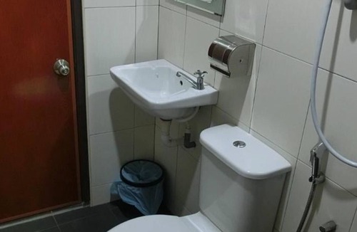 Simpang Renggam Hotel | Stay Inn Hotel