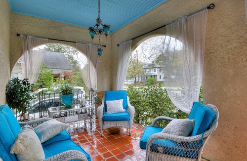 Summerville Apartment | Stay just 3 miles from Augusta National during Masters Week!