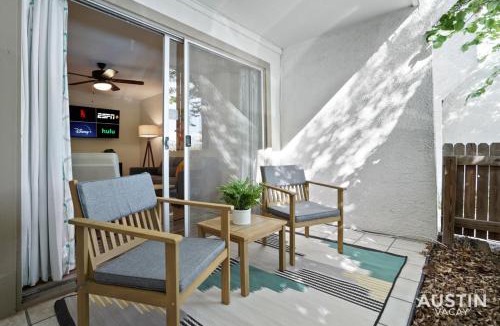 Northwest Hills Village House | Stay Longer in Austin King Suite and Poolside Fun!