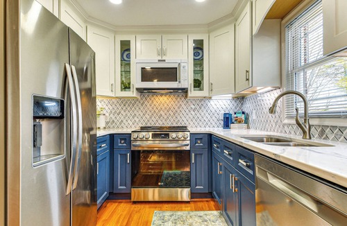 Danville House | Stay Near Averett & Caesars! Cozy Home w/Patio