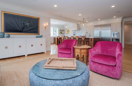 Top of the Hill House | Stay Newport Proudly Presents The Elm Cottage