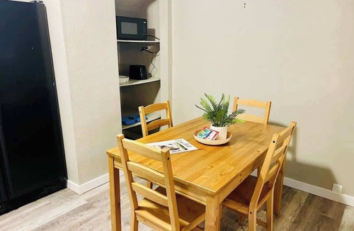 Sioux Falls Apartment | Stay on Spring | Sleeps 4 | Spacious | DTSF | #3