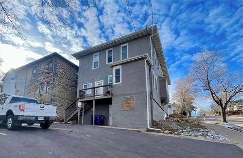 Sioux Falls Apartment | Stay on Spring | Sleeps 4 | Spacious | DTSF | #3