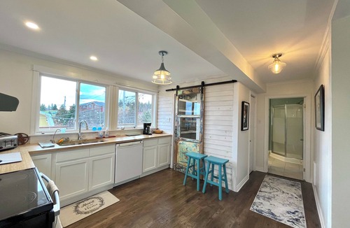 Torbay House | Stay on the Coast | Steps to EC Trails, Private Torbay Retreat | Family Friendly