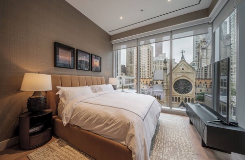 Rush and Division Hotel | Stay One Chicago
