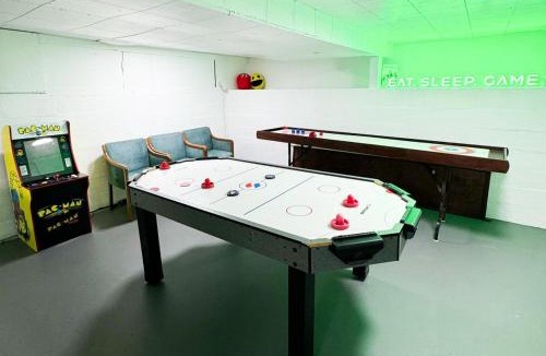 Montgomery House | Stay & Play - Central Family Friendly