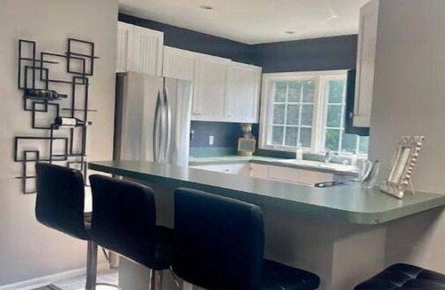 Bay Harbor Apartment | Stay Small, Be Adventurous!