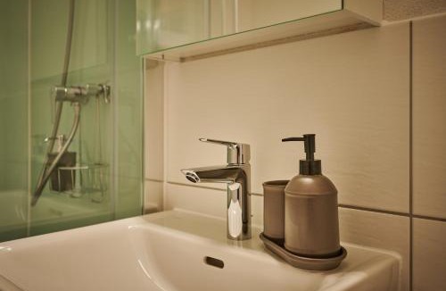Unterseen Apartment | Stay Switzerland Hotel and Apartments