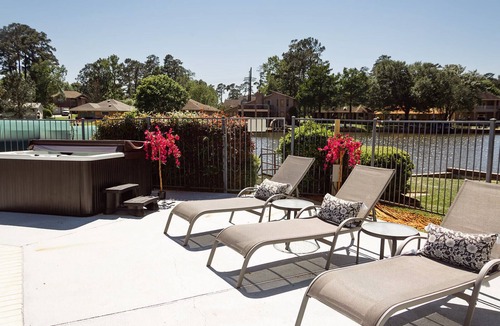Walden on Lake Conroe House | Stay together at BlueWalden waterfront, 5 ensuite bd/ba, pool/spa, NEW DOCK