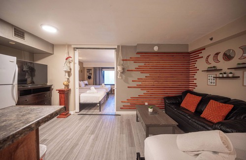Las Vegas Strip Apartment | Stay Together Suites