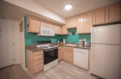 Las Vegas Strip Apartment | Stay Together Suites