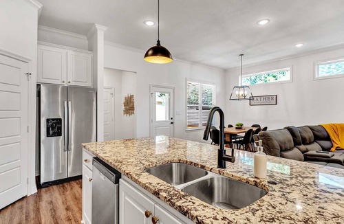 Tyler House | Stay Tyler @ Parade of Homes