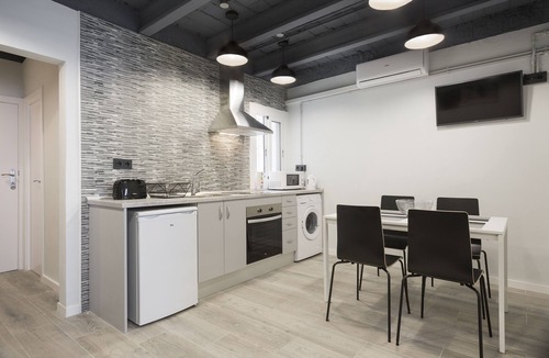 Collblanc y La Torrassa Apartment | Stay U-nique Apartment Llobregat