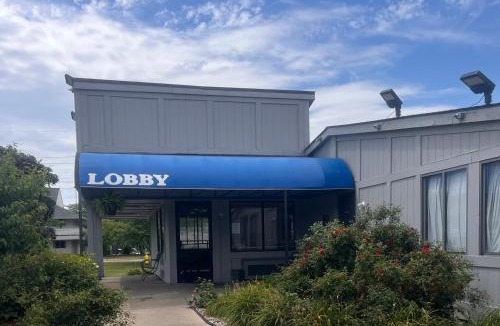 Frenchtown Township Hotel | Stay-Well Inn - Monroe