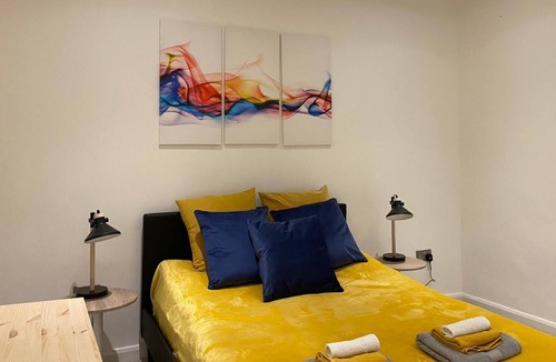 Bootle House | Stay With Empire - Waller Street