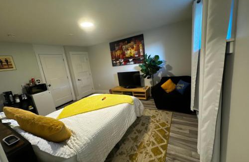 Fairview House | Stay With Precious