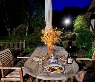 Walliswood Bed & Breakfast | Stay with Robin