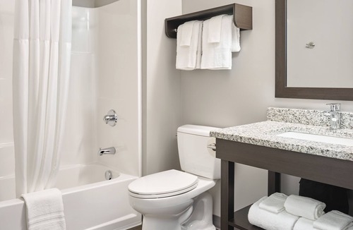 Goldsboro Hotel | StayAPT Suites Goldsboro-Seymour Johnson AFB
