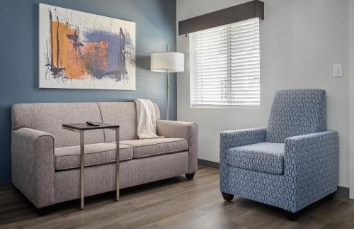 Gunter Afs Hotel | stayAPT Suites Montgomery