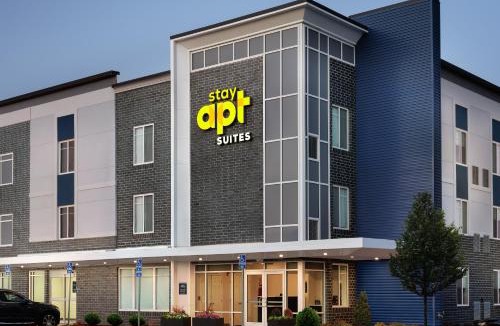 Suffolk Hotel | stayAPT Suites Suffolk-Chesapeake