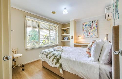 Corio House | StayAU Two-story Comfortable House Pool Table