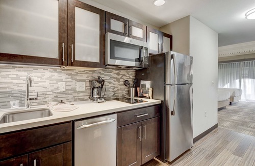 Downtown Baltimore Hotel | Staybridge Suites Baltimore - Inner Harbor by IHG