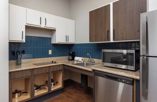 Rogers Hotel | Staybridge Suites Bentonville-Rogers by IHG