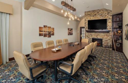 Mukilteo Hotel | Staybridge Suites Everett - Paine Field by IHG