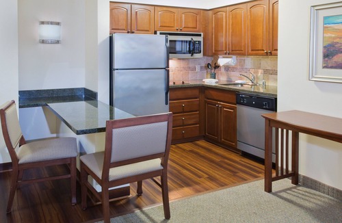 Mukilteo Hotel | Staybridge Suites Everett-Paine Field by IHG