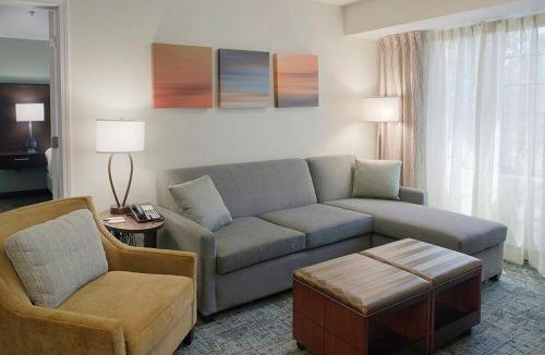 Fayetteville Hotel | Staybridge Suites Fayetteville by IHG