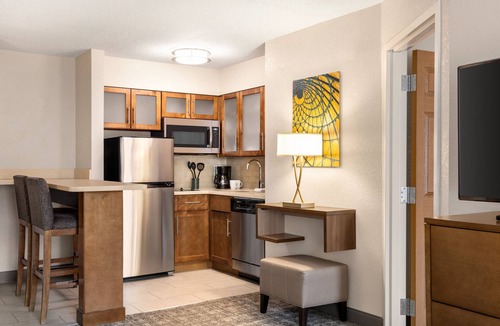 Saint Marys  Allen County Hotel | Staybridge Suites Fort Wayne by IHG