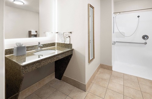 Harrisburg - Hershey Hotel | Staybridge Suites Harrisburg by IHG