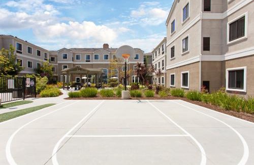 Lake Forest Hotel | Staybridge Suites Irvine East/Lake Forest by IHG