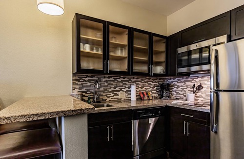 Laredo Hotel | Staybridge Suites Laredo International Airport by IHG